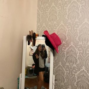 Meet your Posher, Kylie